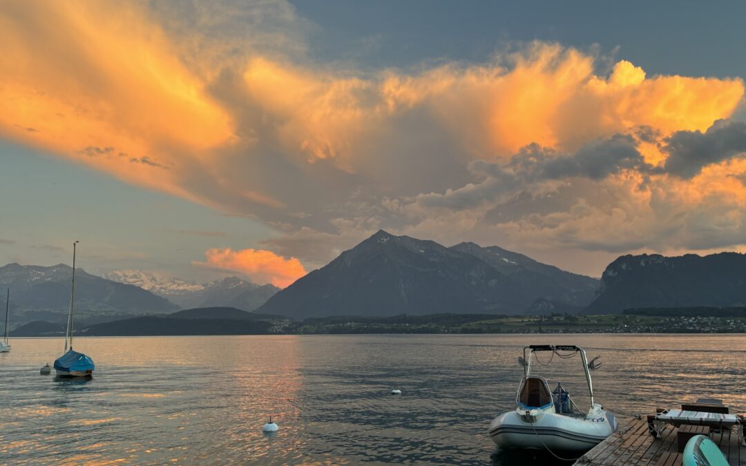 Urlaub? Hier? Warum? Darum! (Oberhofen&Thun und Bern/Schweiz)